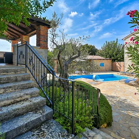 Villa Stancija Blu Βίλα Πόρετς