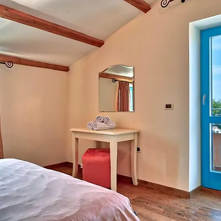 וילה Villa Stancija Blu *