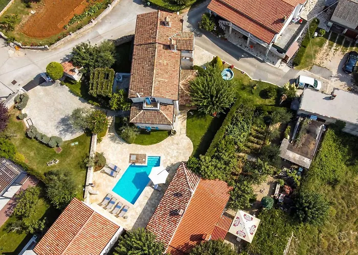 Simone Villa